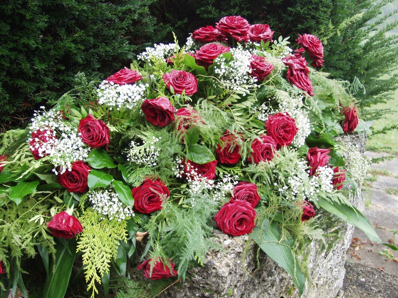 funeraire-LA COLLE SUR LOUP-min_roses-61203